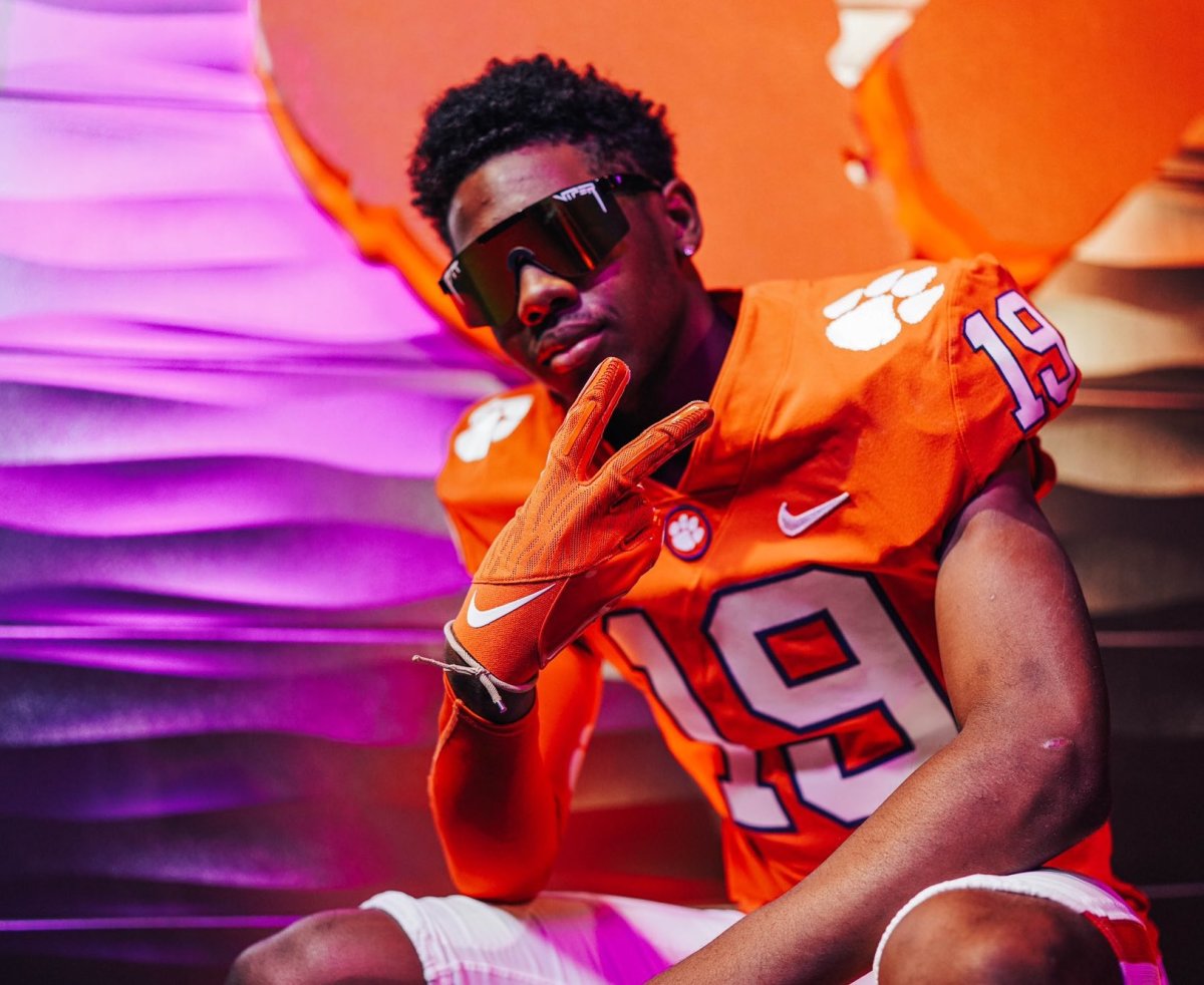 Bryant Wesco Clemson: What You Need to Know About the Star Wide Receiver!