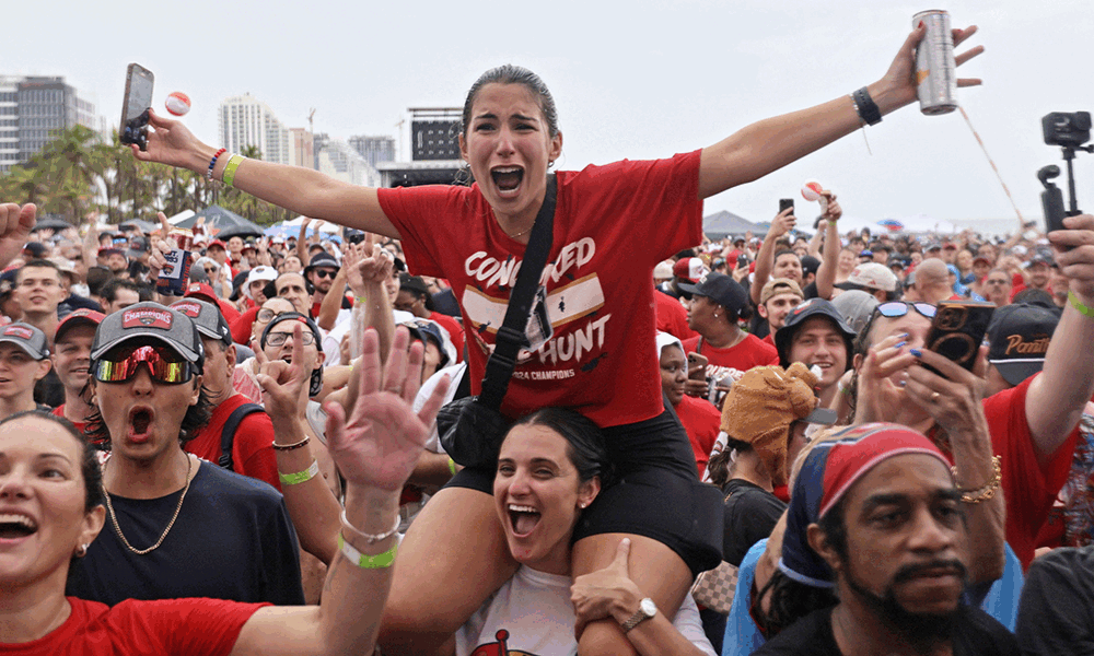 Wow! You Wont Believe the Panthers Parade Attendance Numbers!