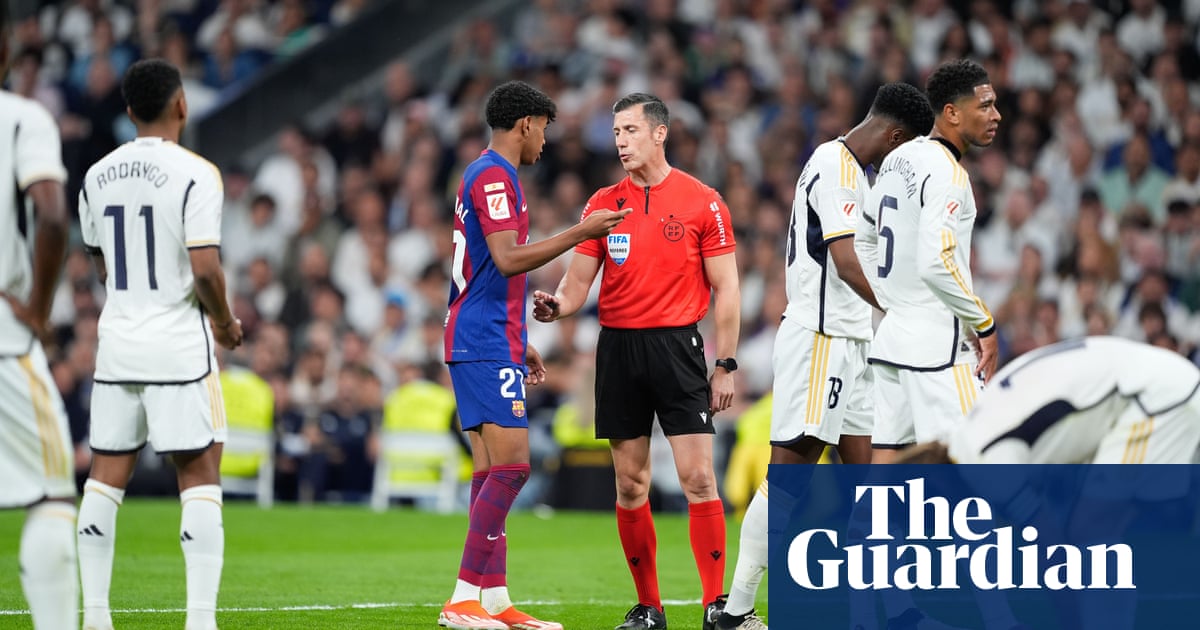 Barcelona Disallowed Goal: Referees Under Fire! Watch the Video and Judge for Yourself.