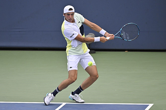 Arthur Cazaux age, stats and more: check out this young tennis players career.