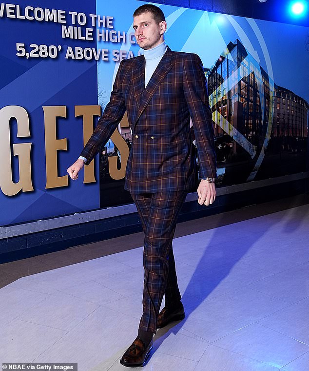 Jokic outfit: Get the look of NBA superstar Jokic on a budget!