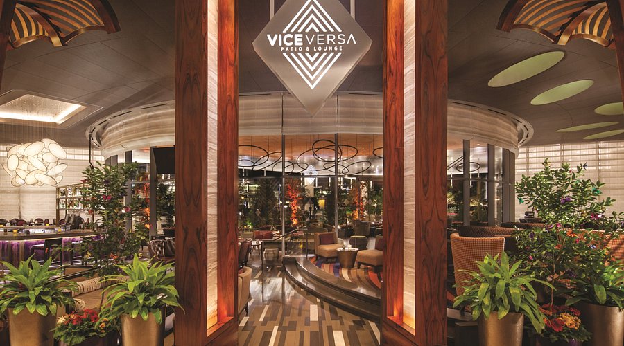 Vice Versa Las Vegas: Hot Spots, Awesome Deals, Easy Trip Plan!