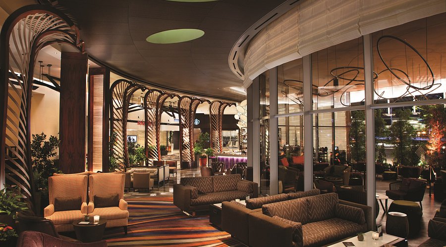 Vice Versa Las Vegas: Hot Spots, Awesome Deals, Easy Trip Plan!