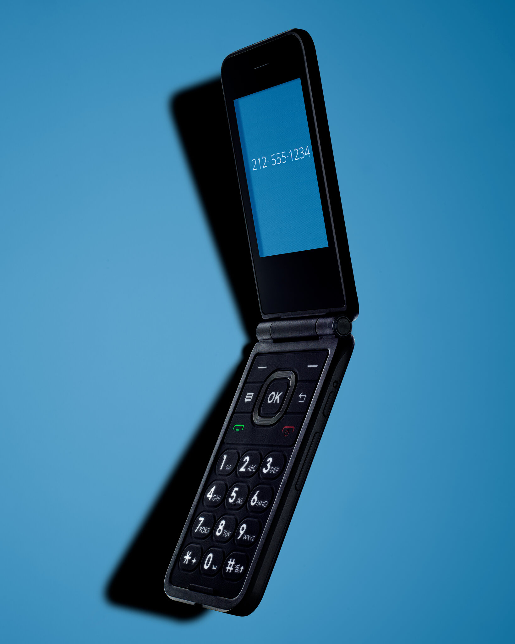 Blue Flip Phone: How to Choose? This Guide Helps You Decide!