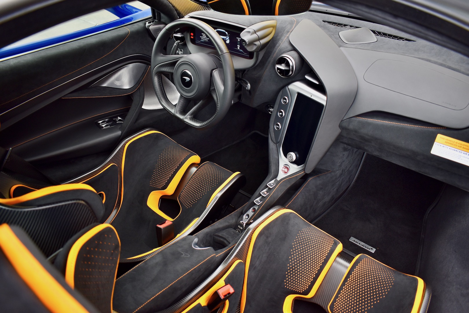 mclaren por dentro: Take a Peek Inside and See What Makes It Special