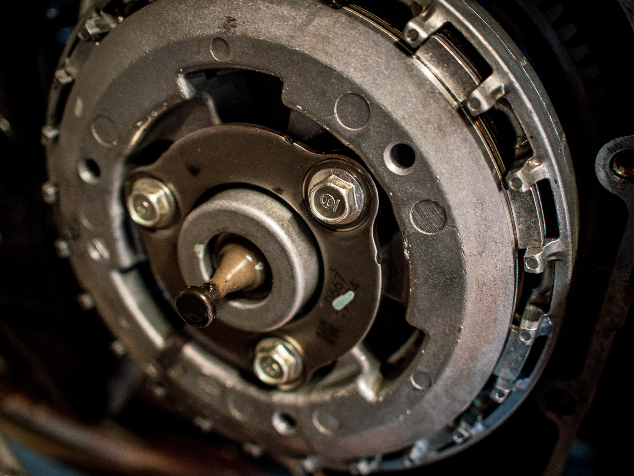 Need to Replace Your Motorcycle Clutch? Follow This Simple Tutorial!