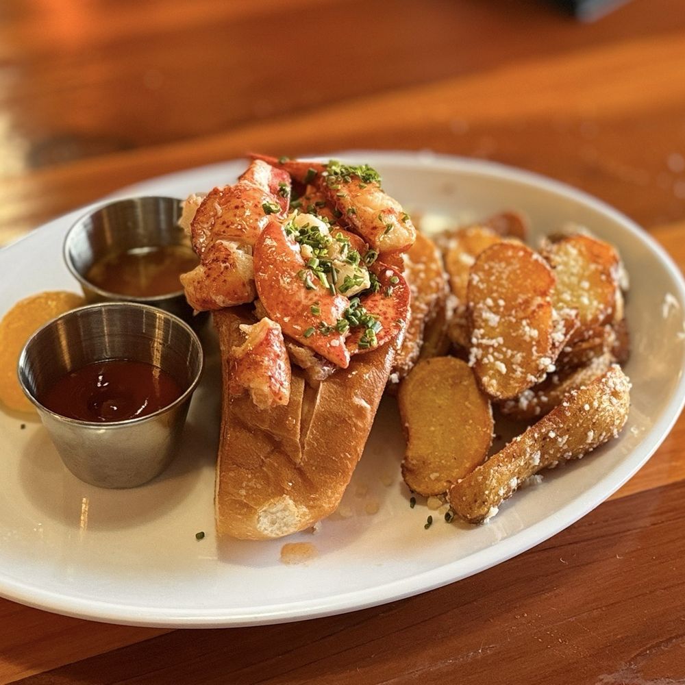 Nicks Costa Mesa: Your Ultimate Guide to the Best Eats & Drinks!