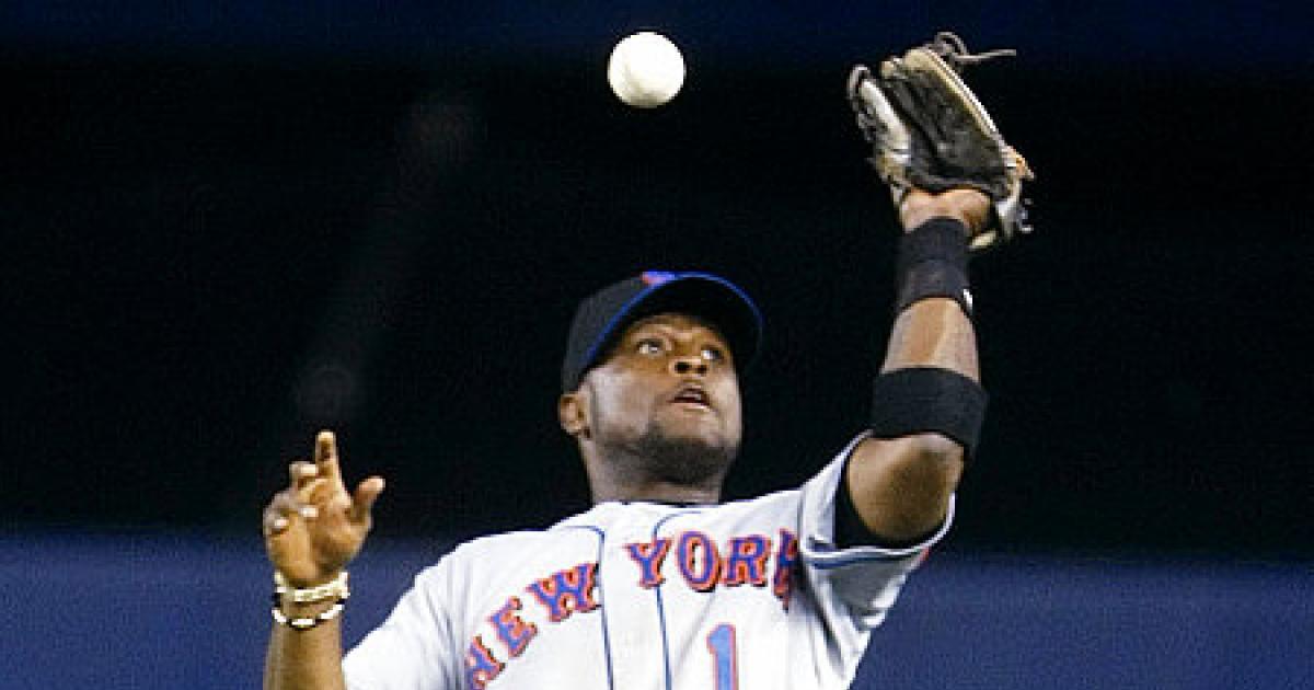 Luis Castillo Drops the Ball: A Critical Mistake Analyzed.