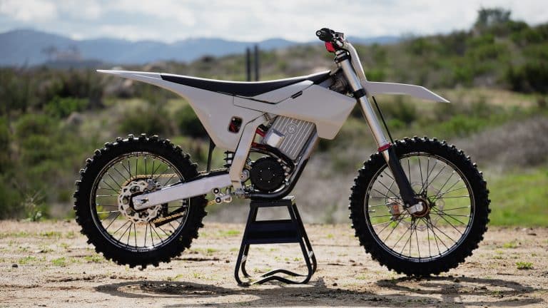 Best Electric Dirt Bike Motorcycles: Comparing Top Models and the Latest Features!