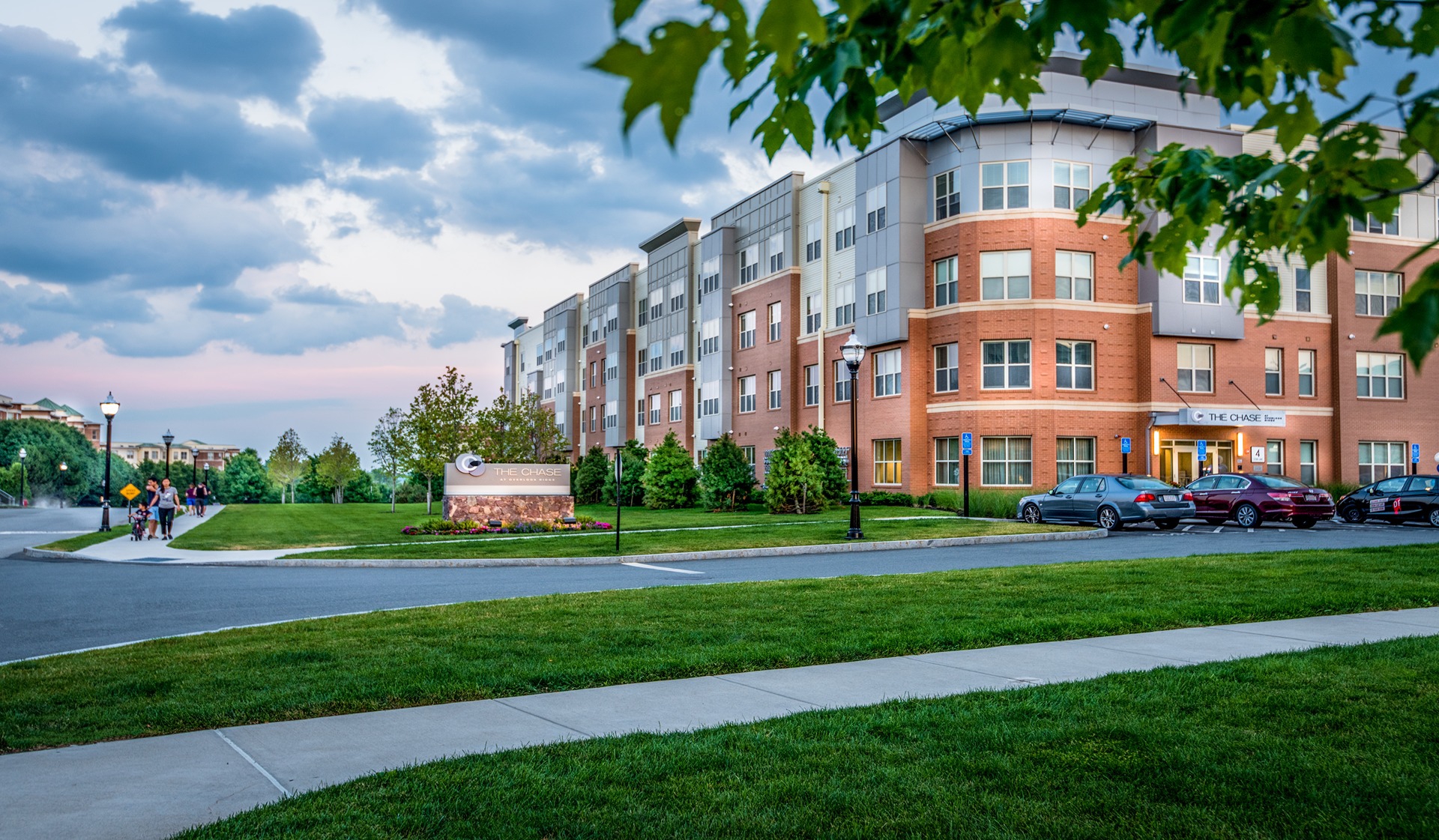 Overlook Revere: Find Your Dream Home with Stunning Views Now!