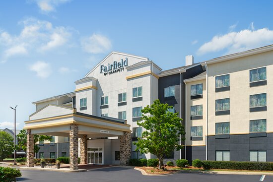 Last Minute Hotels Near Legacy Arena Birmingham AL: Book Today