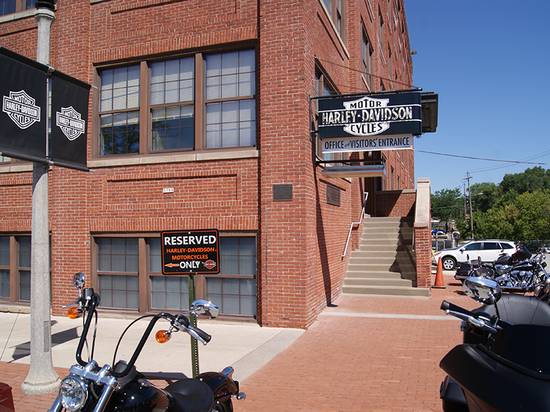 Harley Davidson HQ Address: Find It and Contact Info Here!