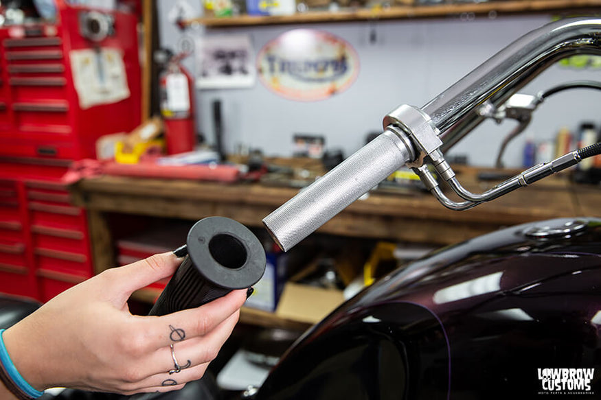 How to put handlebar grips on a motorcycle without mistakes? Avoid these common installation errors easily now.