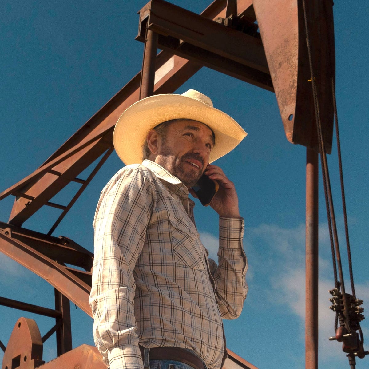 What time does Landman come on TV? Dont miss the next episode!