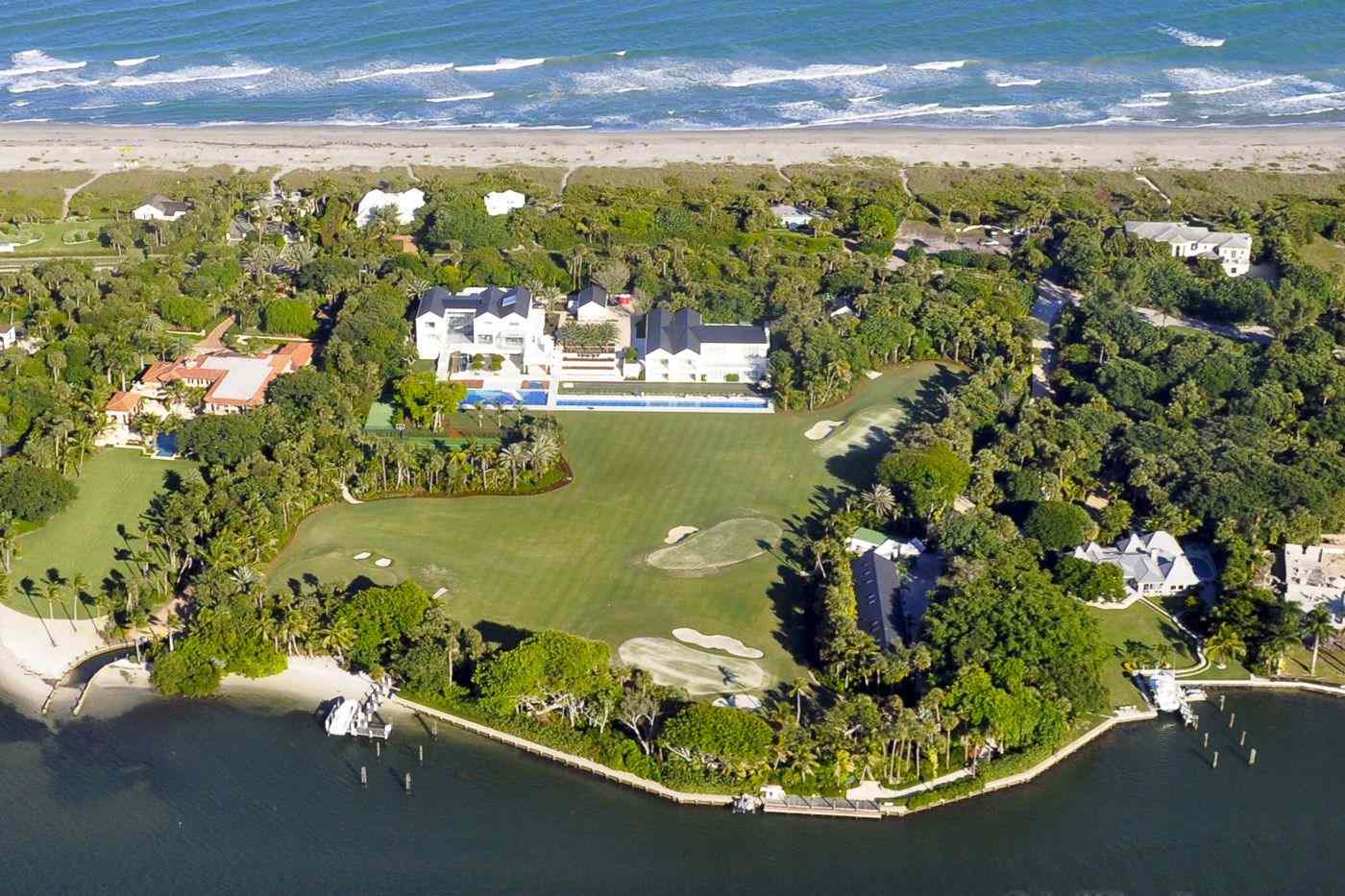 What is the Tiger Woods address Jupiter Island? A simple guide to finding the golf stars home location.