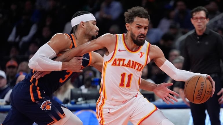 Whos winning the Hawks Knicks rivalry? Check the latest head-to-head stats and scores.