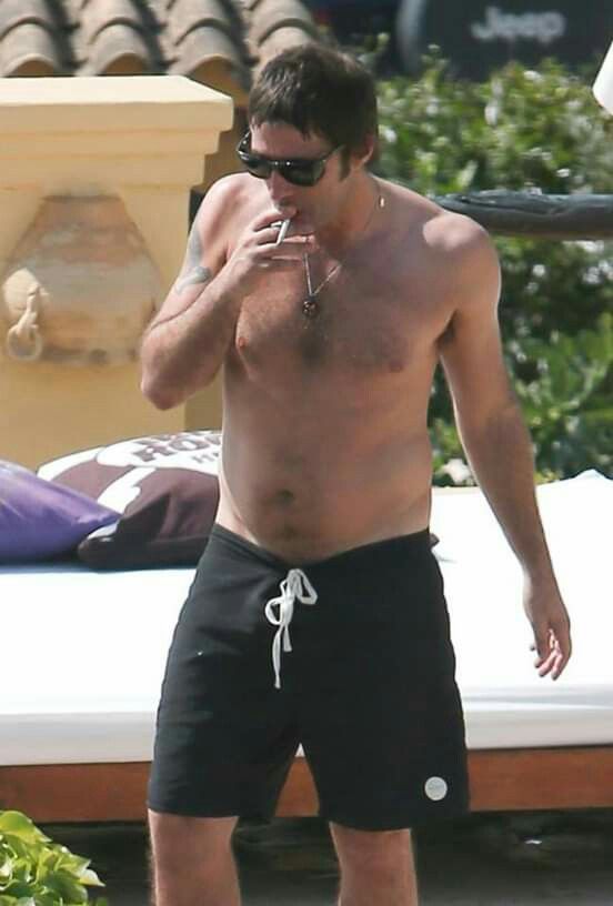 Liam Gallagher Shirtless: A Look Back at His Iconic Style