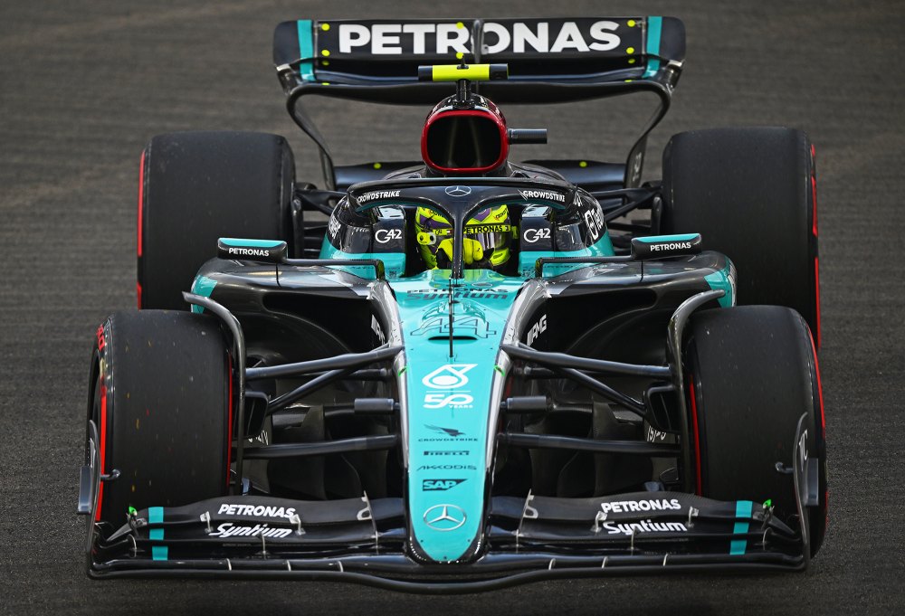 How can you get close to Mercedes F1 NYC? Follow these simple tips for racing fans.