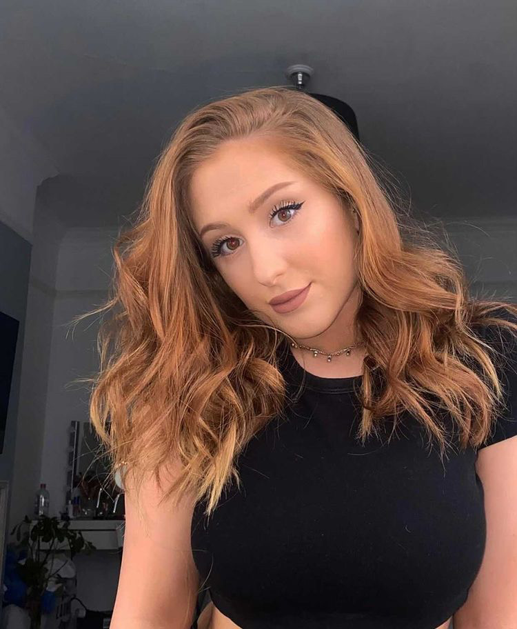 Discover Mia Fox (Her Top Facts)
